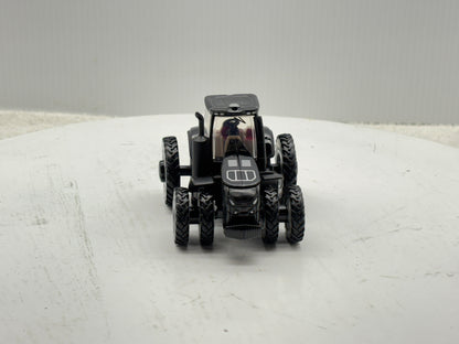 1/64 Case IH Magnum 400 Black