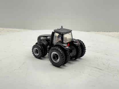 1/64 Case IH Magnum 400 Black