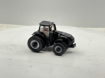 1/64 Case IH Magnum 400 Black