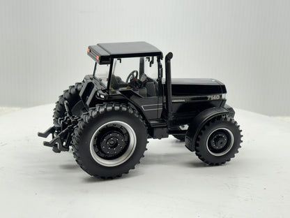 1/32 Case IH Magnum 7140 Black