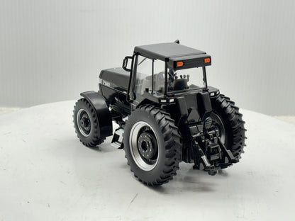 1/32 Case IH Magnum 7140 Black