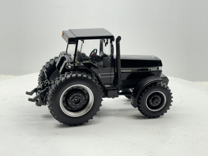 1/32 Case IH Magnum 7140 Black