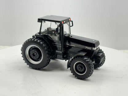 1/32 Case IH Magnum 7140 Black