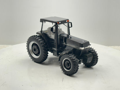 1/32 Case IH Magnum 7250