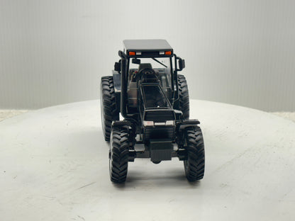 1/32 Case IH Magnum 7250