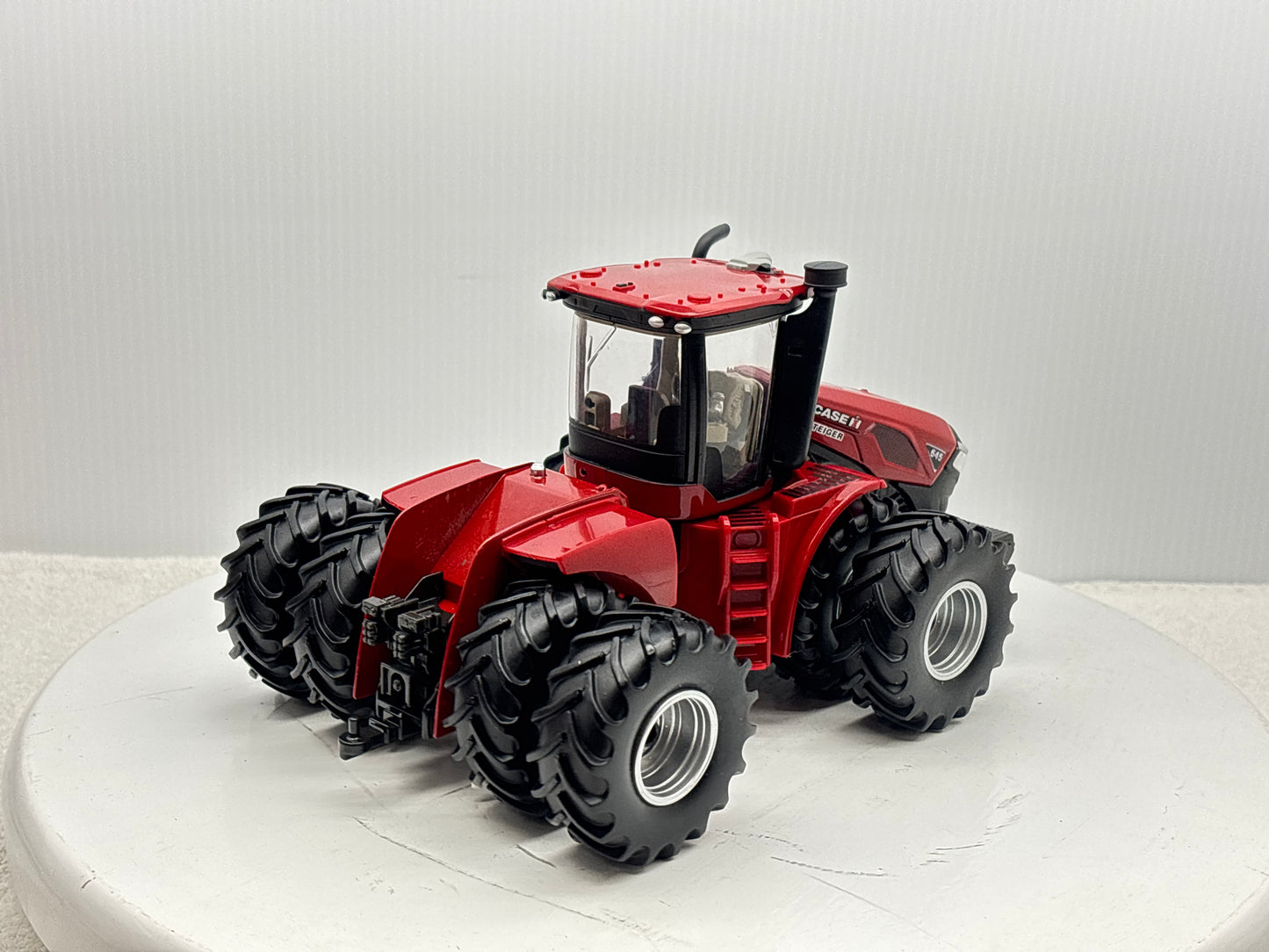 1/32 Case IH Steiger 645 Duals