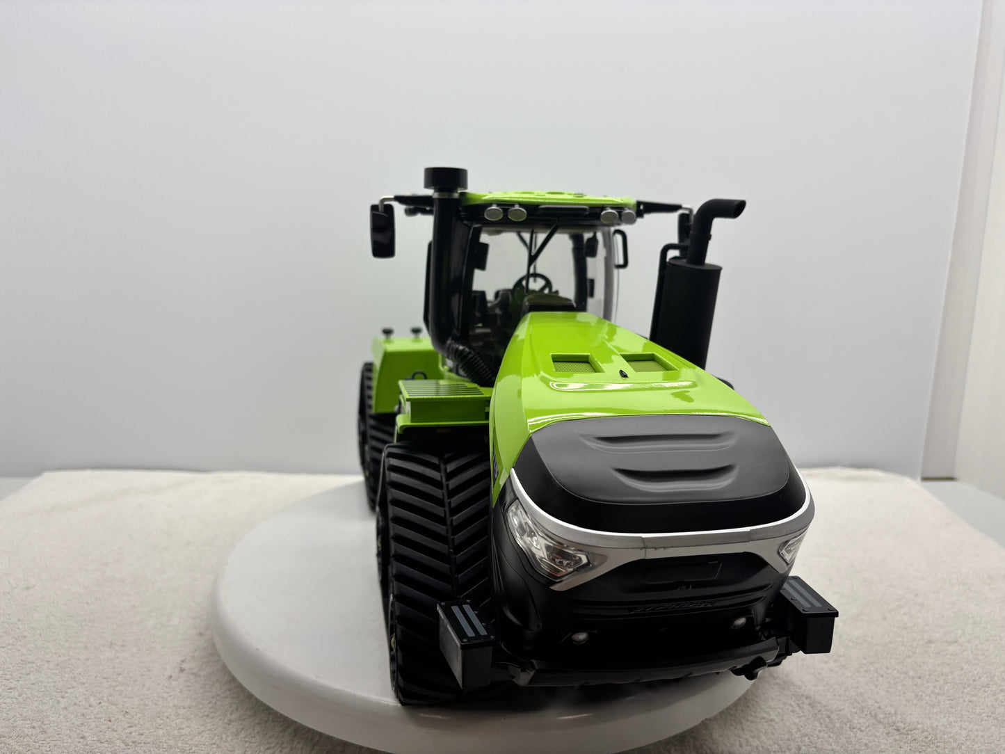 1/16 Case IH Steiger 715 Green Custom