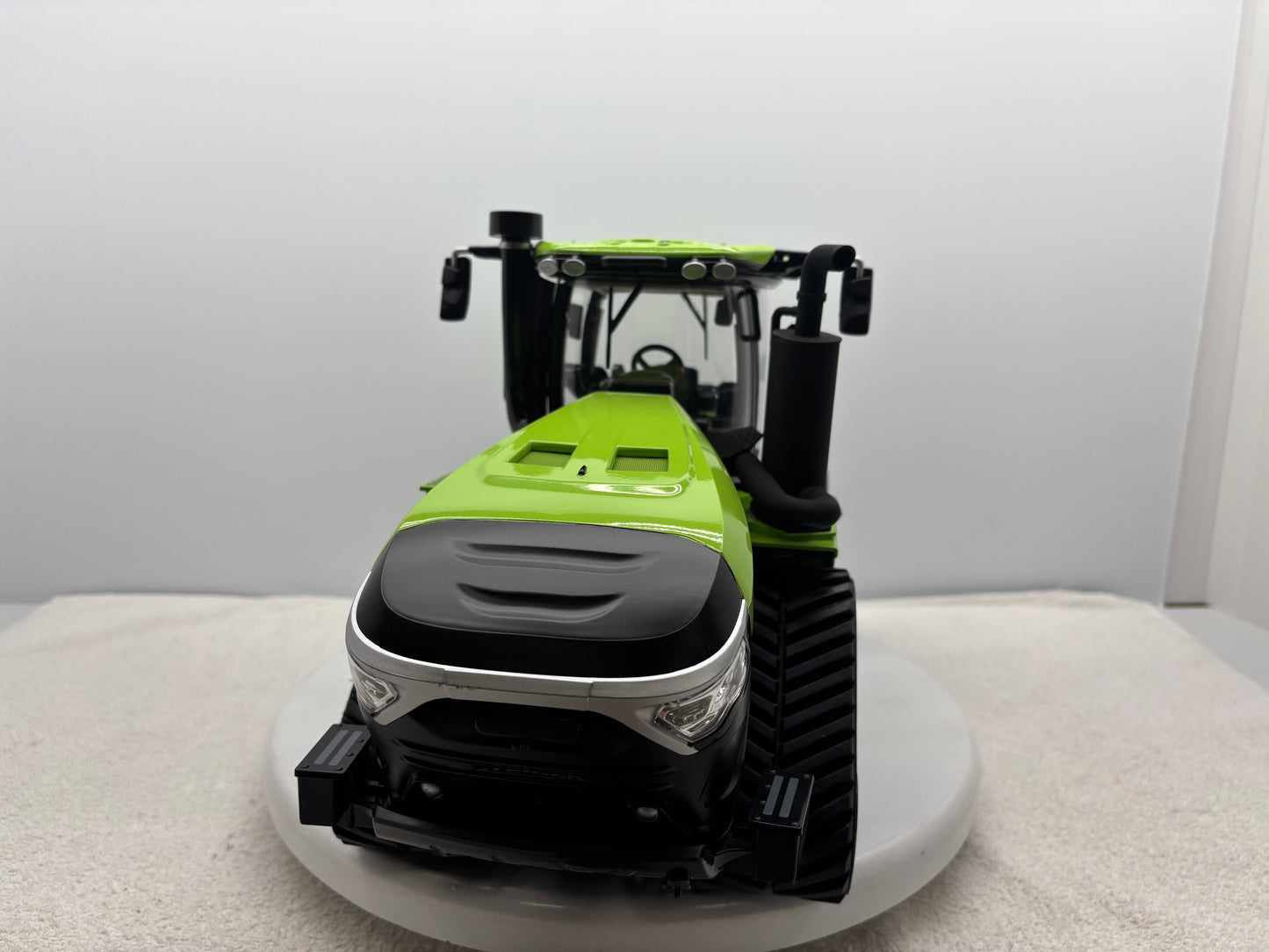 1/16 Case IH Steiger 715 Green Custom