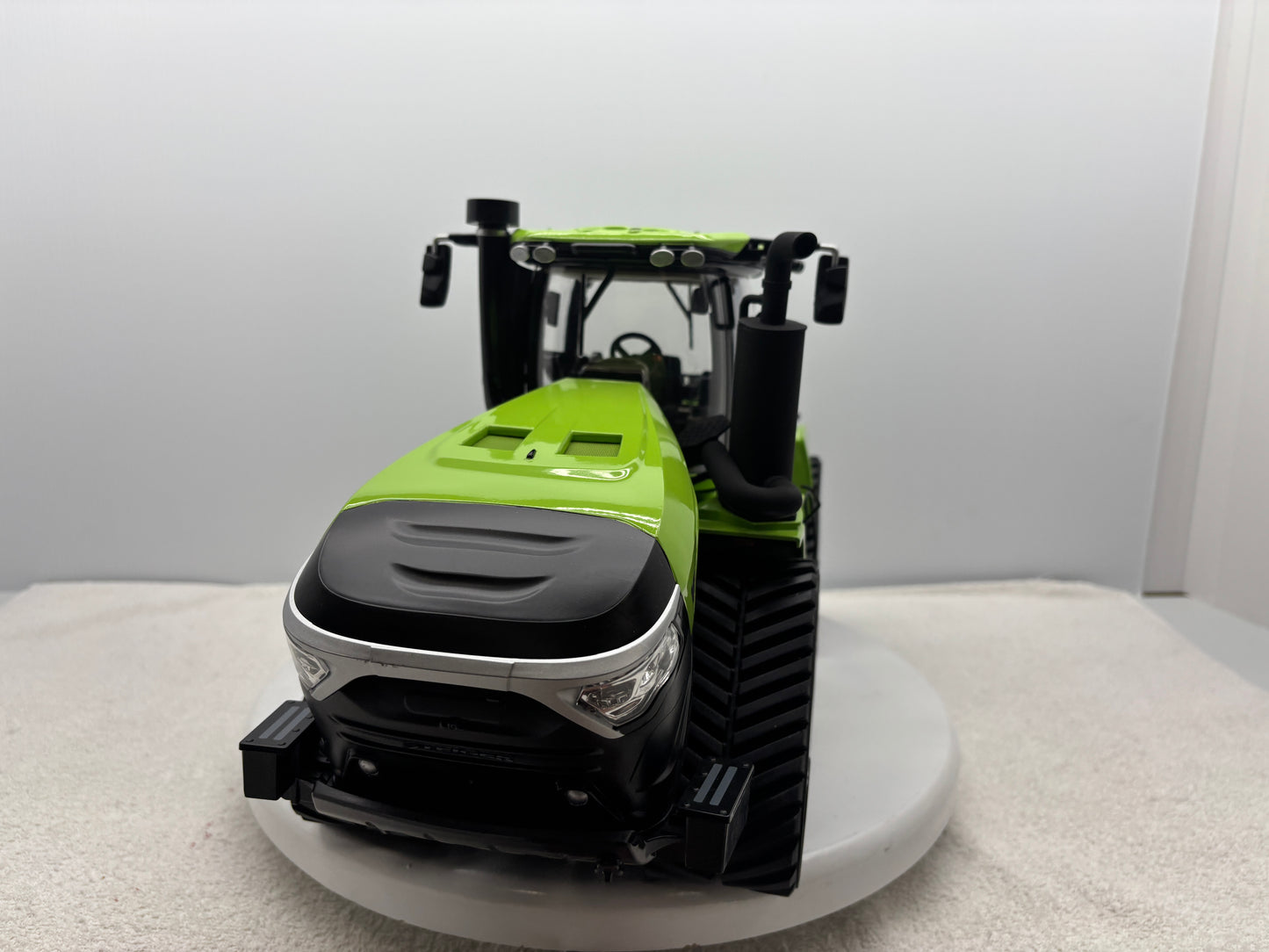 1/16 Case IH Steiger 715 Green Custom