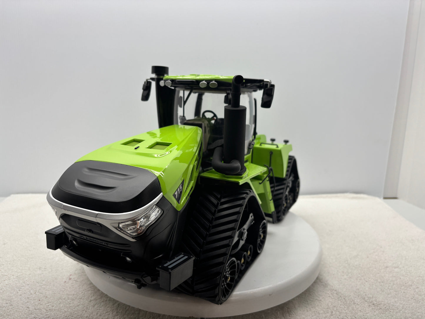 1/16 Case IH Steiger 715 Green Custom