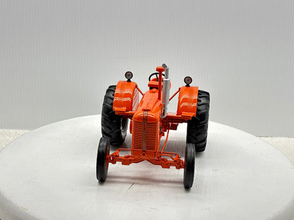 1/16 Case Model D Wide Front