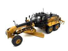 1/50 Caterpillar 18M3 Grader High Line