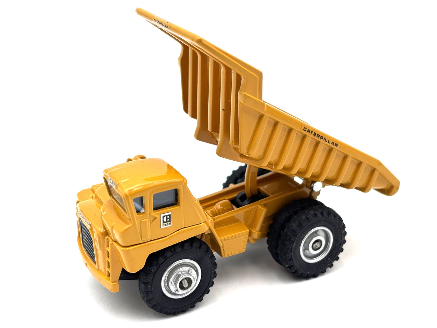 1/82 Caterpillar 769B Mining Truck