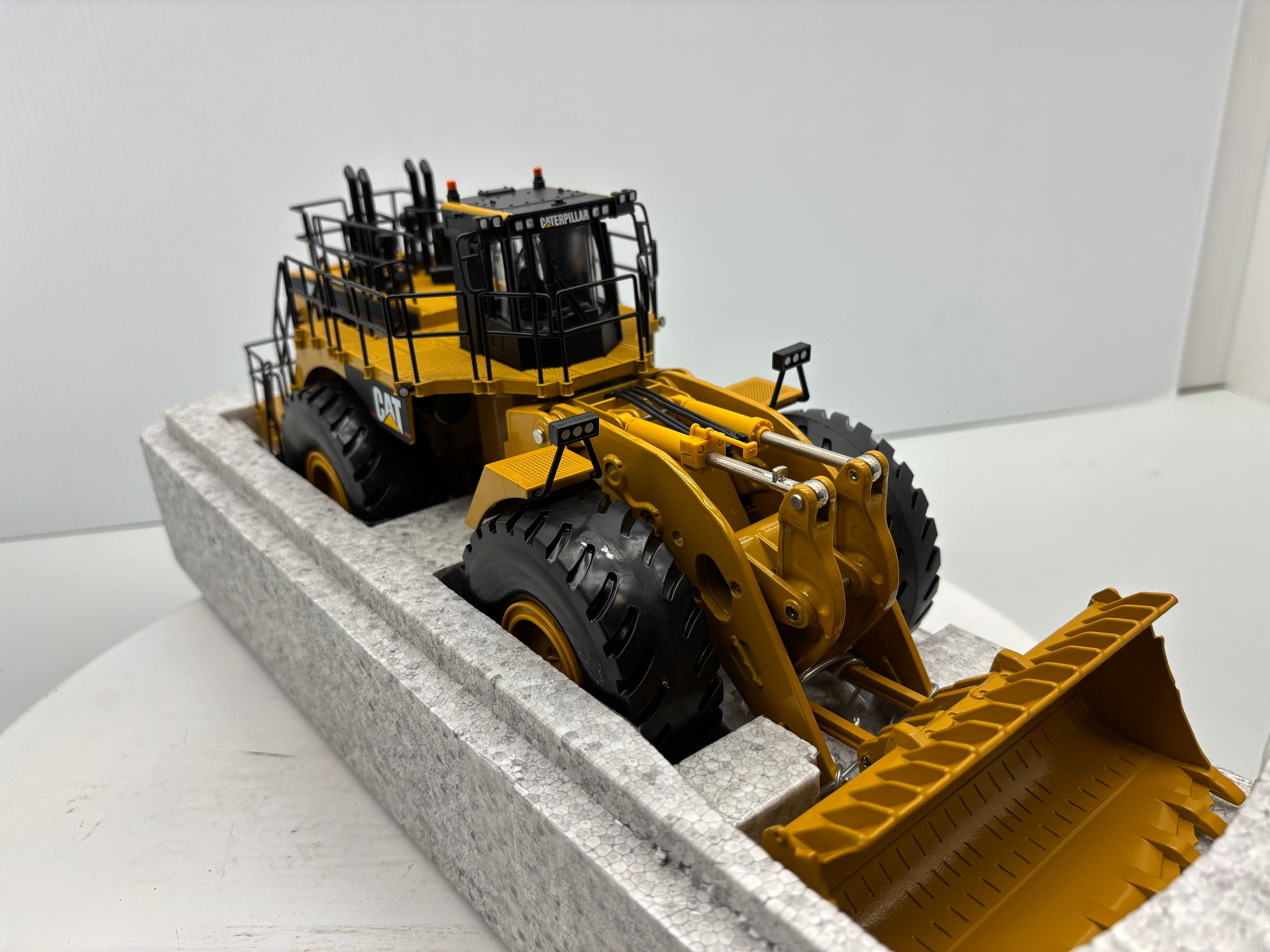 1/50 Caterpillar 994F