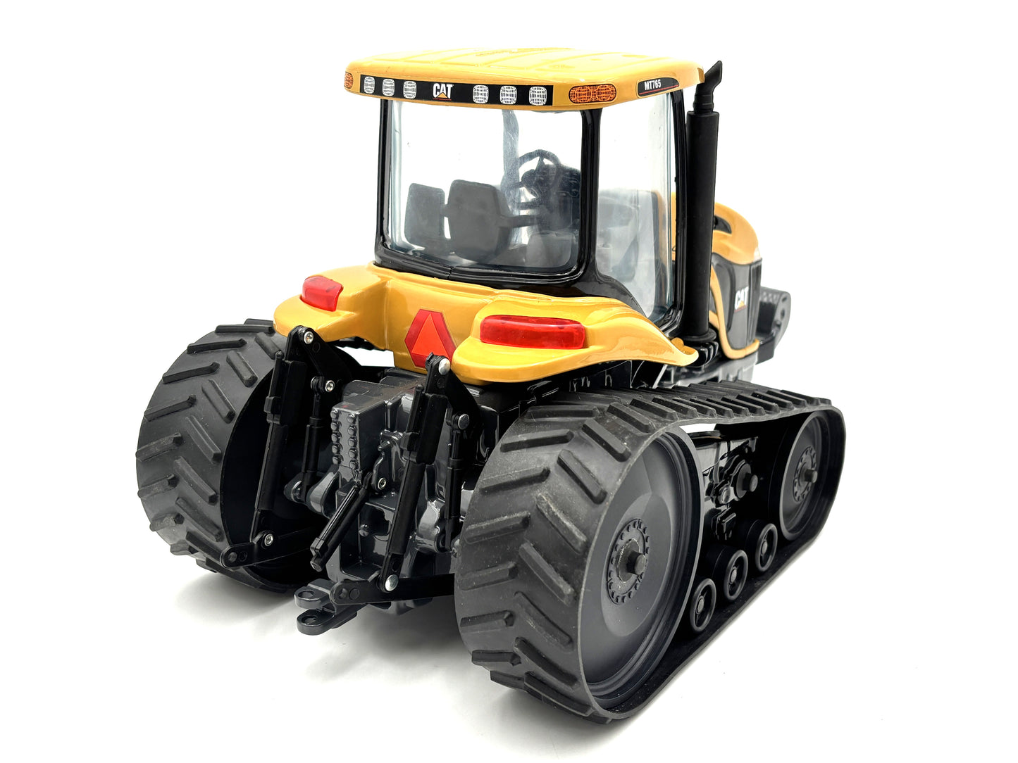 1/16 Caterpillar Challenger MT765 Signature Edition