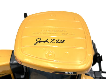 1/16 Caterpillar Challenger MT765 Signature Edition