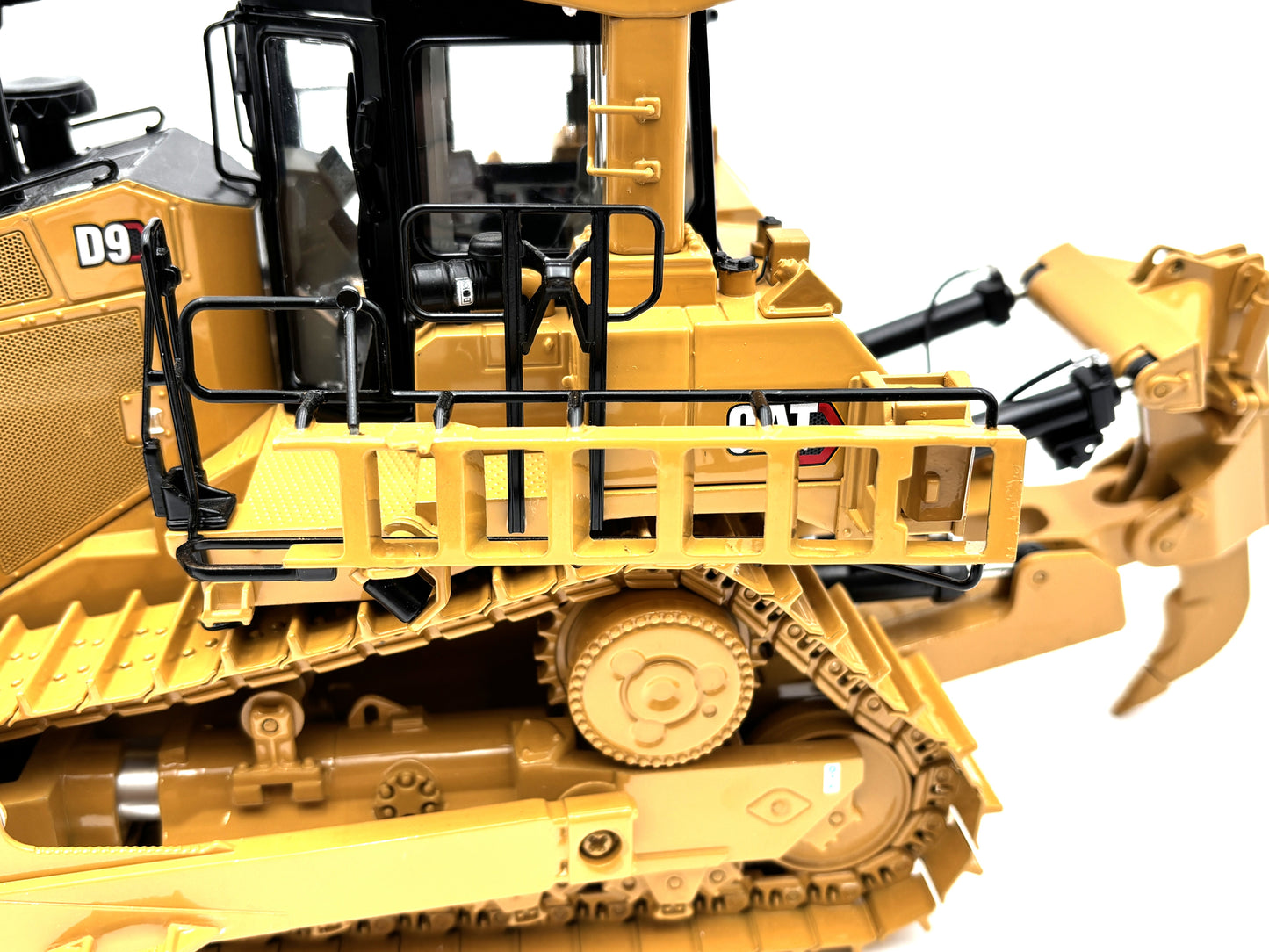 1/24 Caterpillar D9
