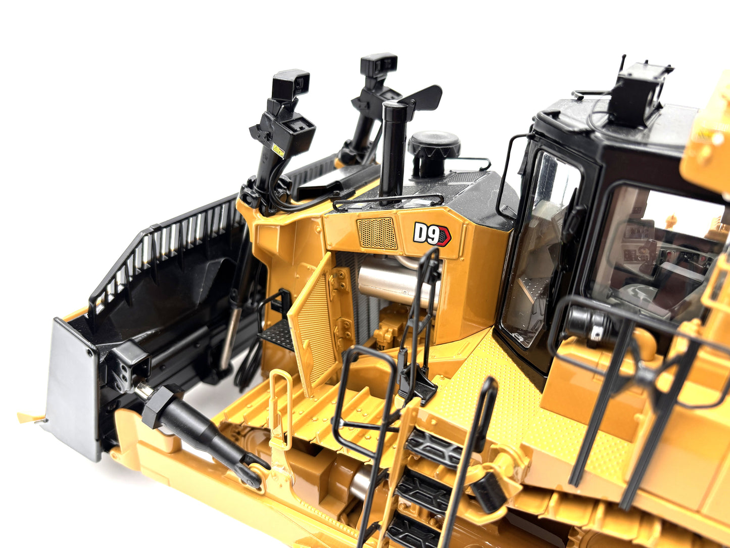 1/24 Caterpillar D9