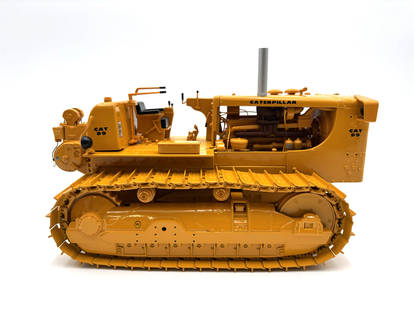 1/25 Caterpillar D9 with Cable Control