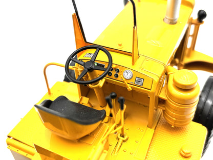 1/25 Caterpillar DW20