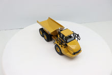 1/50 Caterpillar 725