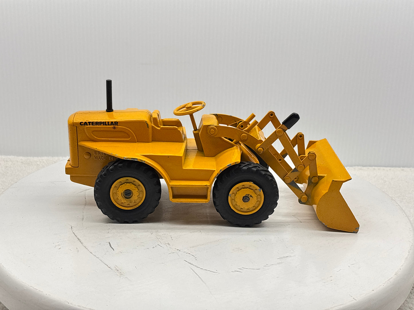 1/24 Caterpillar 950 Loader