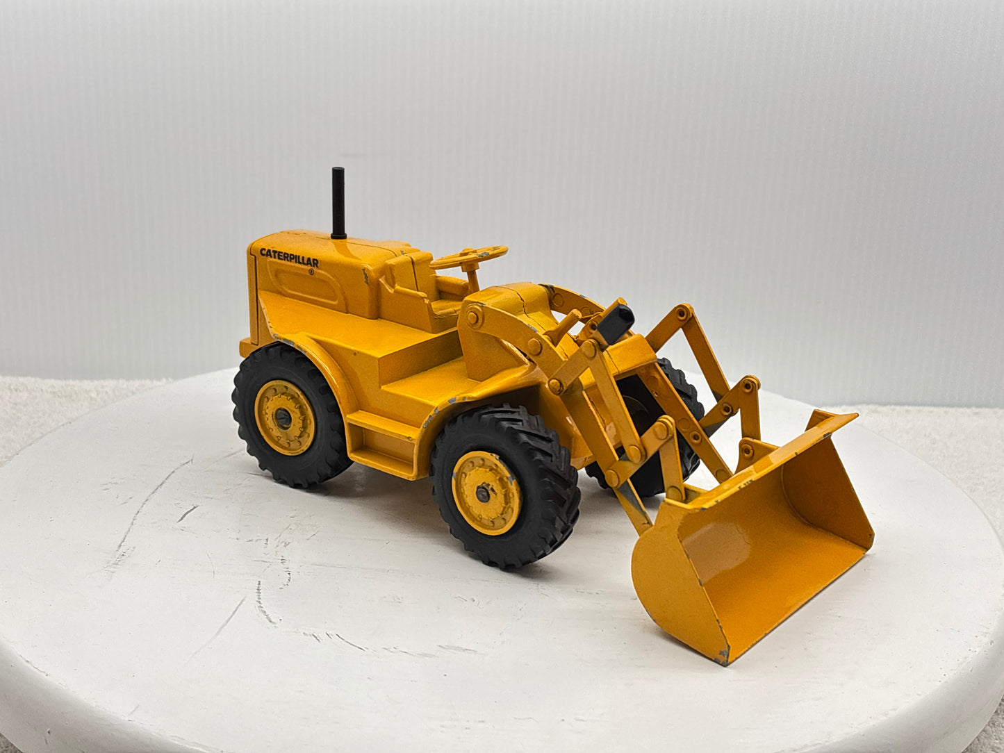 1/24 Caterpillar 950 Loader