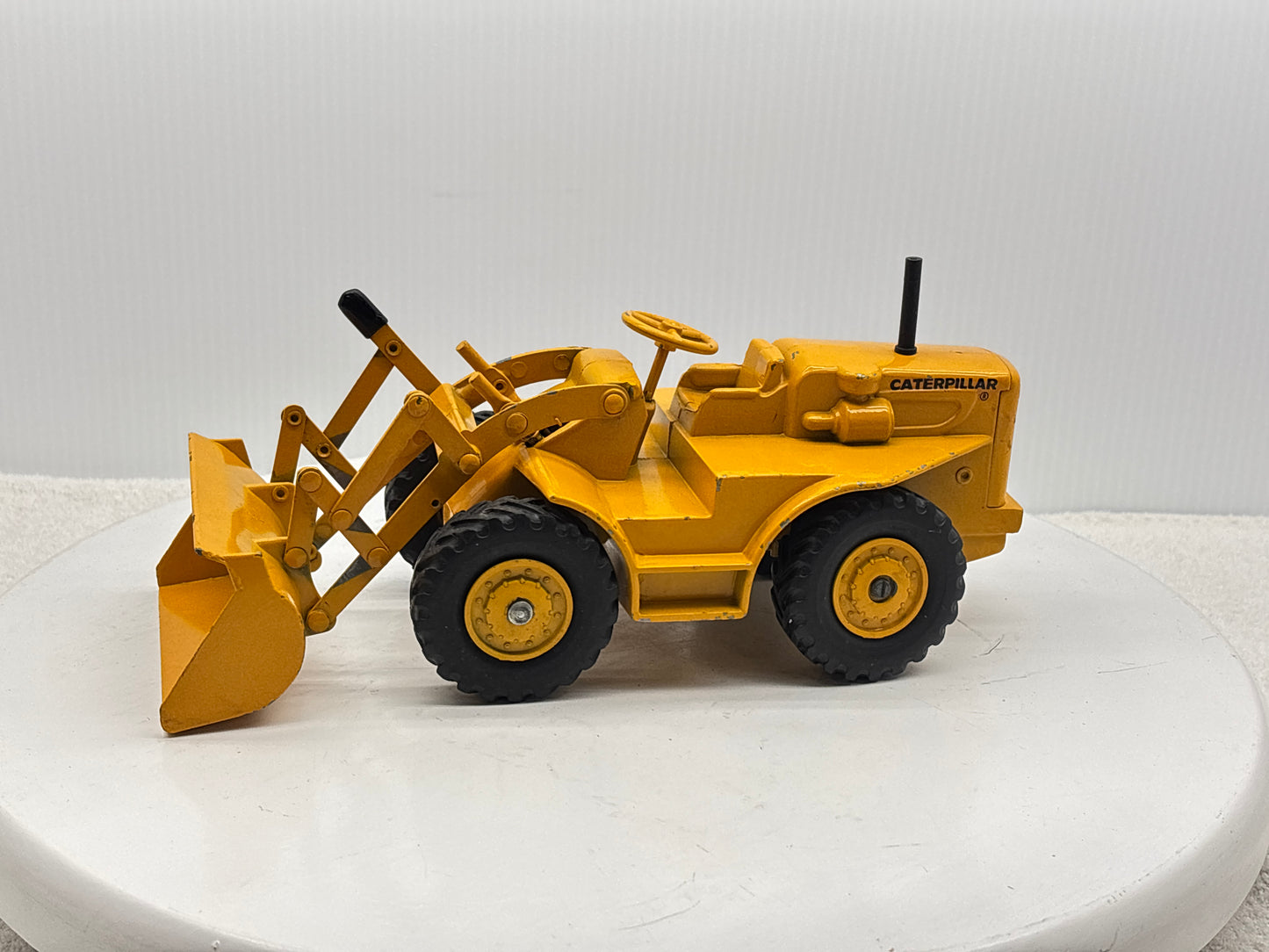 1/24 Caterpillar 950 Loader