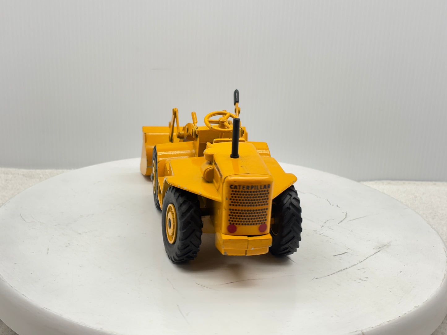 1/24 Caterpillar 950 Loader