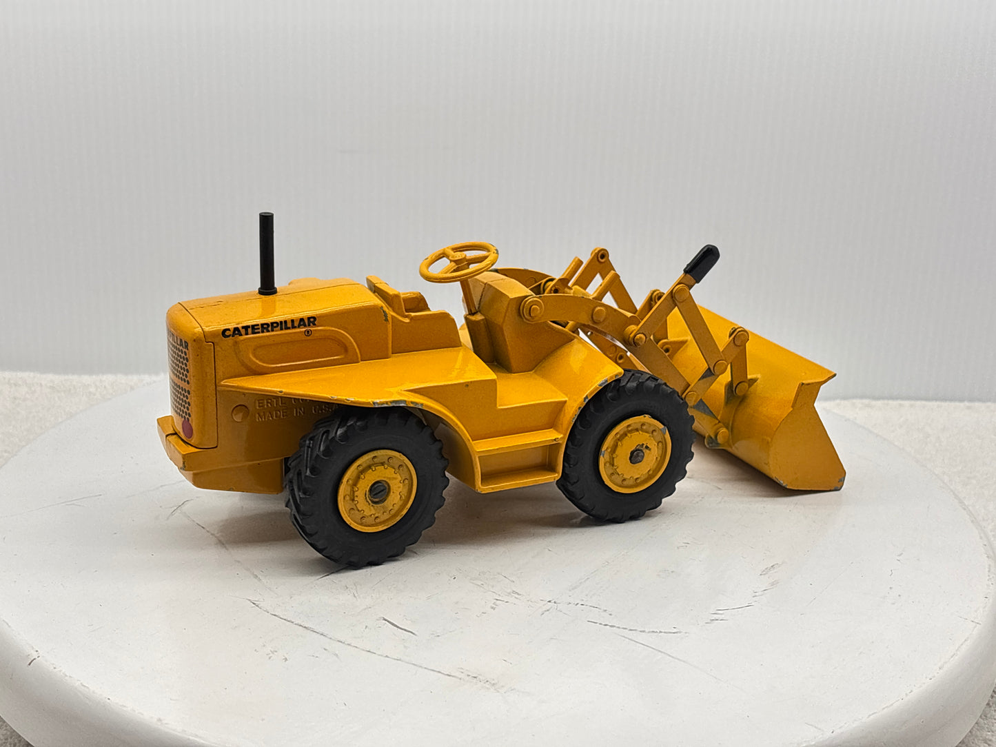 1/24 Caterpillar 950 Loader