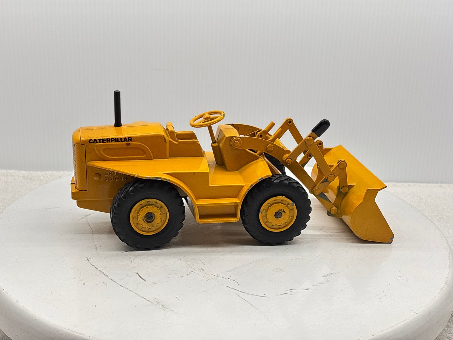 1/24 Caterpillar 950 Loader