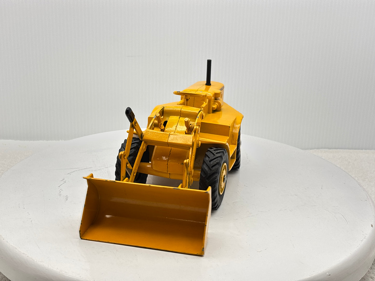 1/24 Caterpillar 950 Loader