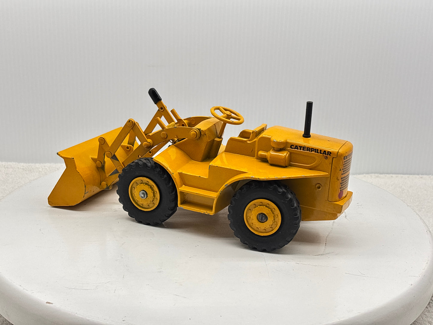 1/24 Caterpillar 950 Loader
