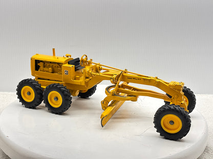 1/16 Caterpillar No.12 Motor Grader