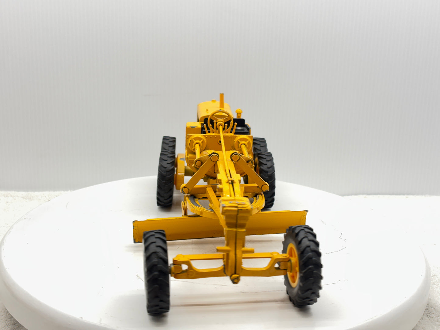 1/16 Caterpillar No.12 Motor Grader