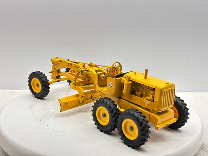 1/16 Caterpillar No.12 Motor Grader
