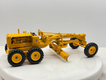 1/16 Caterpillar No.12 Motor Grader