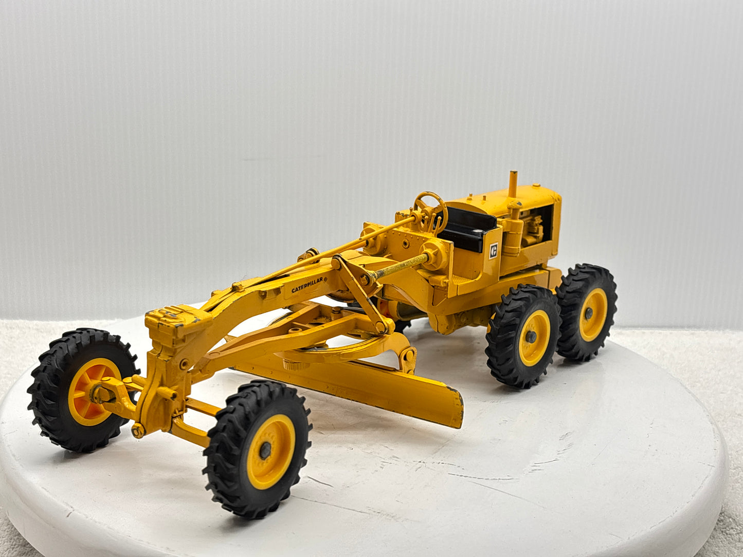 1/16 Caterpillar No.12 Motor Grader