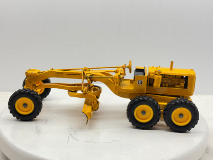 1/16 Caterpillar No.12 Motor Grader