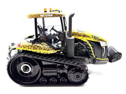 1/32 Challenger MT775E Field Viper