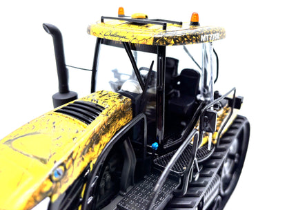 1/32 Challenger MT775E Field Viper