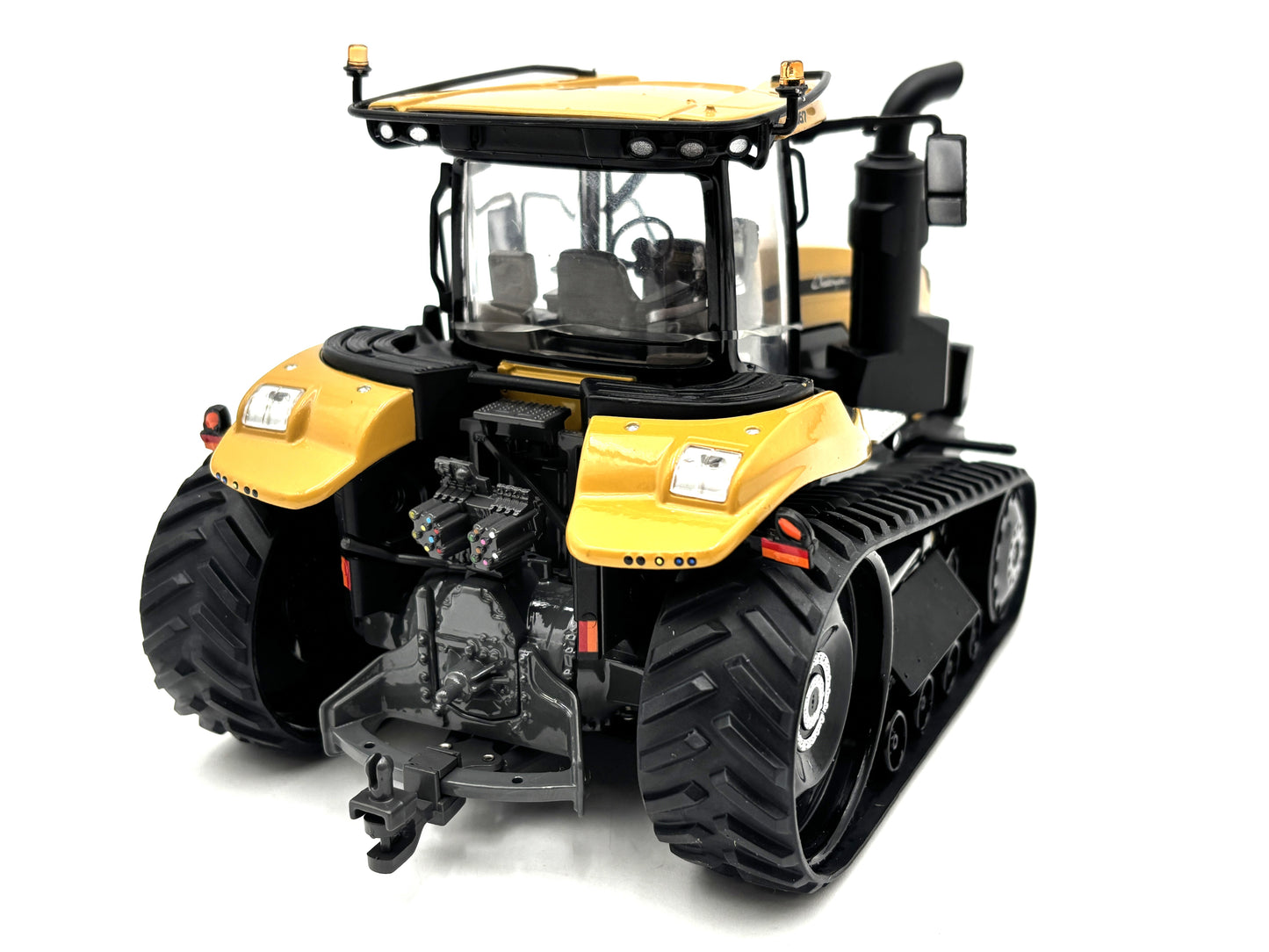 1/32 Challenger MT867