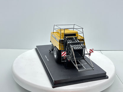 1/32 Challenger LB448