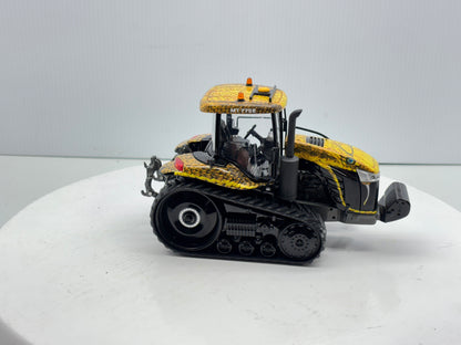 1/32 Challenger MT775E Field Viper
