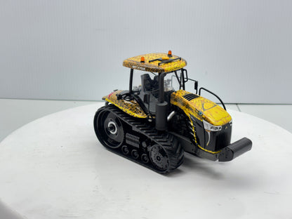 1/32 Challenger MT775E Field Viper