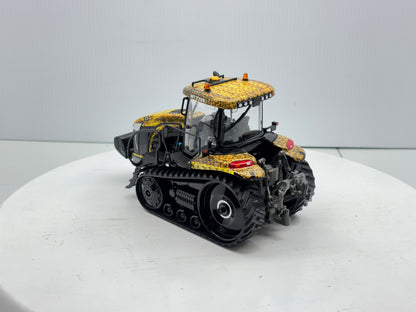 1/32 Challenger MT775E Field Viper