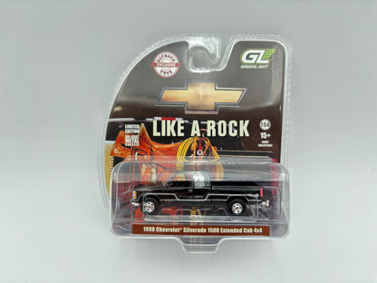 1/64 Chevrolet 1500 Extended Cab (Black)
