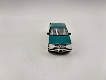 1/64 Chevrolet Silverado Extended Cab (Emerald Green)