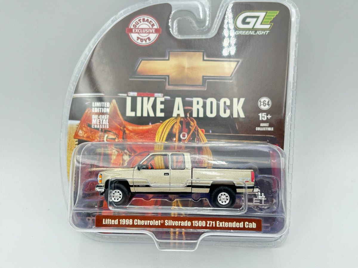 1/64 Chevrolet 1500 Extended Can (Tan)