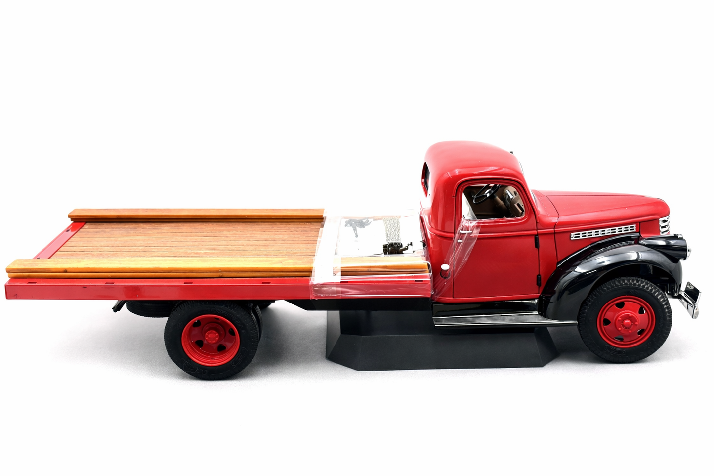 1/16 Chevrolet 1941 Flatbed Truck